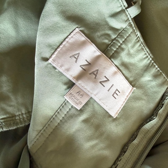 AZAZIE JENNA A LINE PLEATED STRETCH SATIN DRESS A4 BRAND NEW - Picture 14 of 14